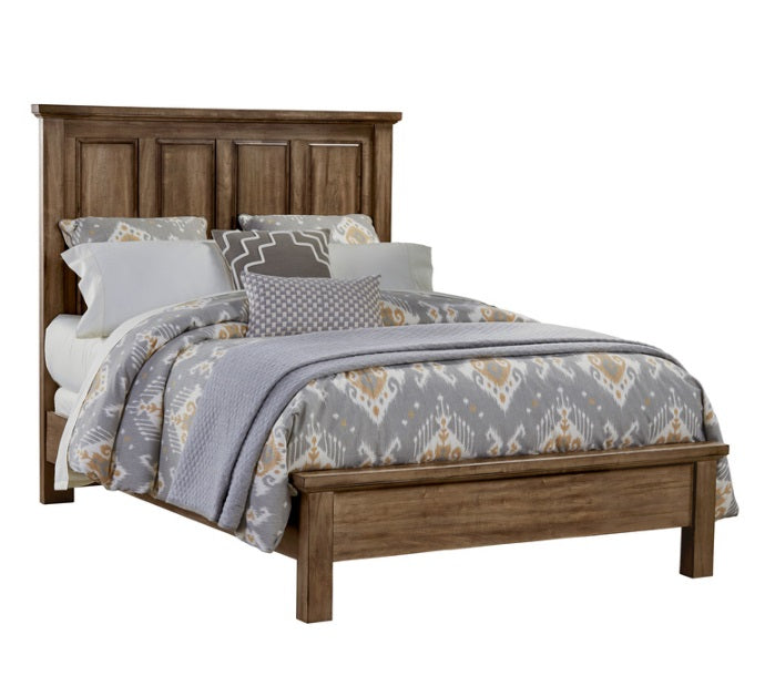 Vaughan-Bassett Maple Road King Mansion Bed w/ Low Profile Footboard in Maple Syrup image