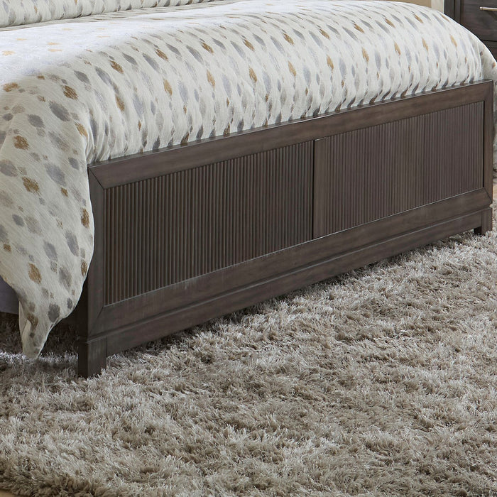 Modern Edge Panel Footboard image