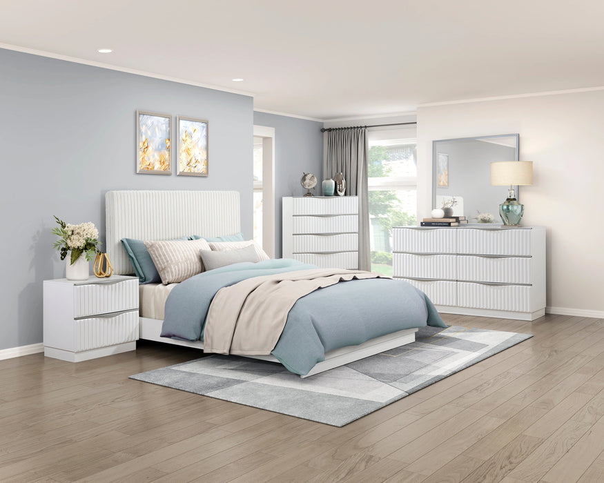 Linea Mirror