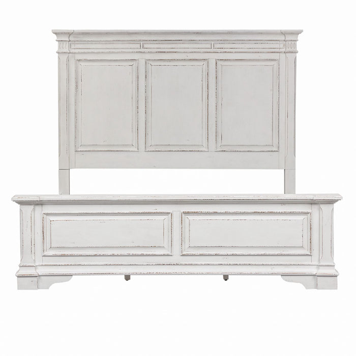 Abbey Park King California Panel Bed, Dresser & Mirror image