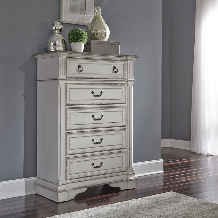 Abbey Park King California Sleigh Bed, Dresser & Mirror, Chest
