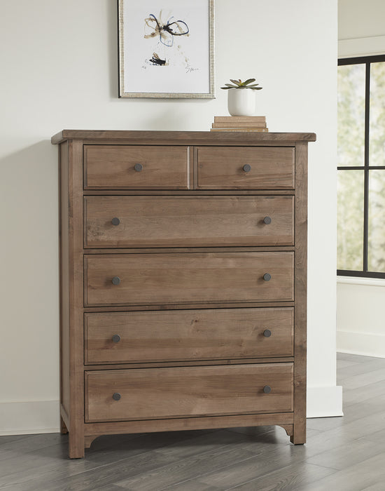 Vaughan Bassett Cool Farmhouse 5-Drawer Chest in Natural
