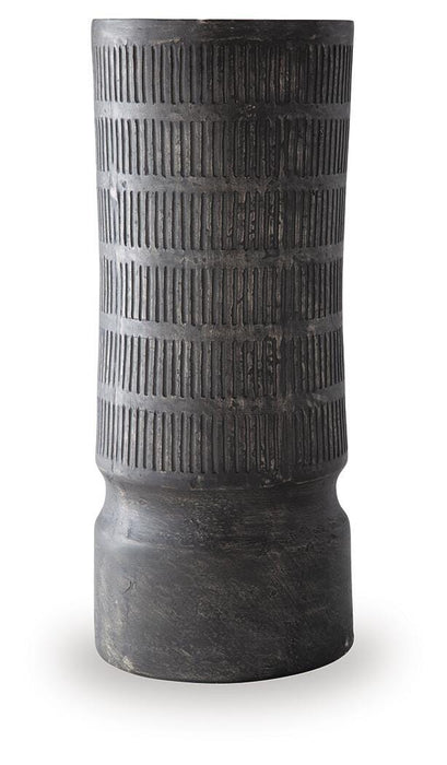 Beninworth Vase
