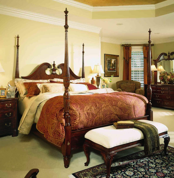 American Drew Cherry Grove Queen Pediment Poster Bed