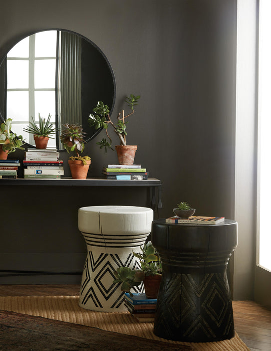 Commerce & Market Carved Stump Side Table - 7228-50646-02