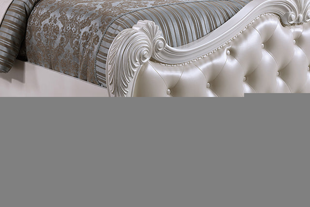 Ventresca E.King & Queen Bed White & Chrome